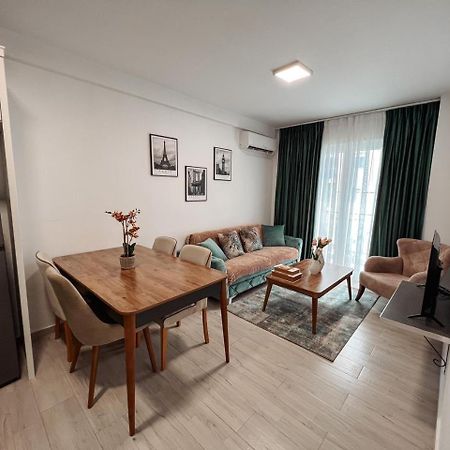 Lovely Apartment Tirana Exterior foto