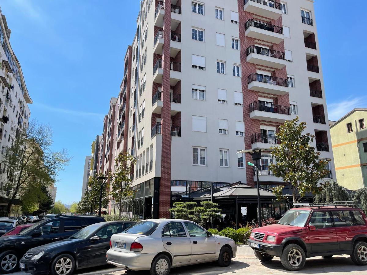 Lovely Apartment Tirana Exterior foto