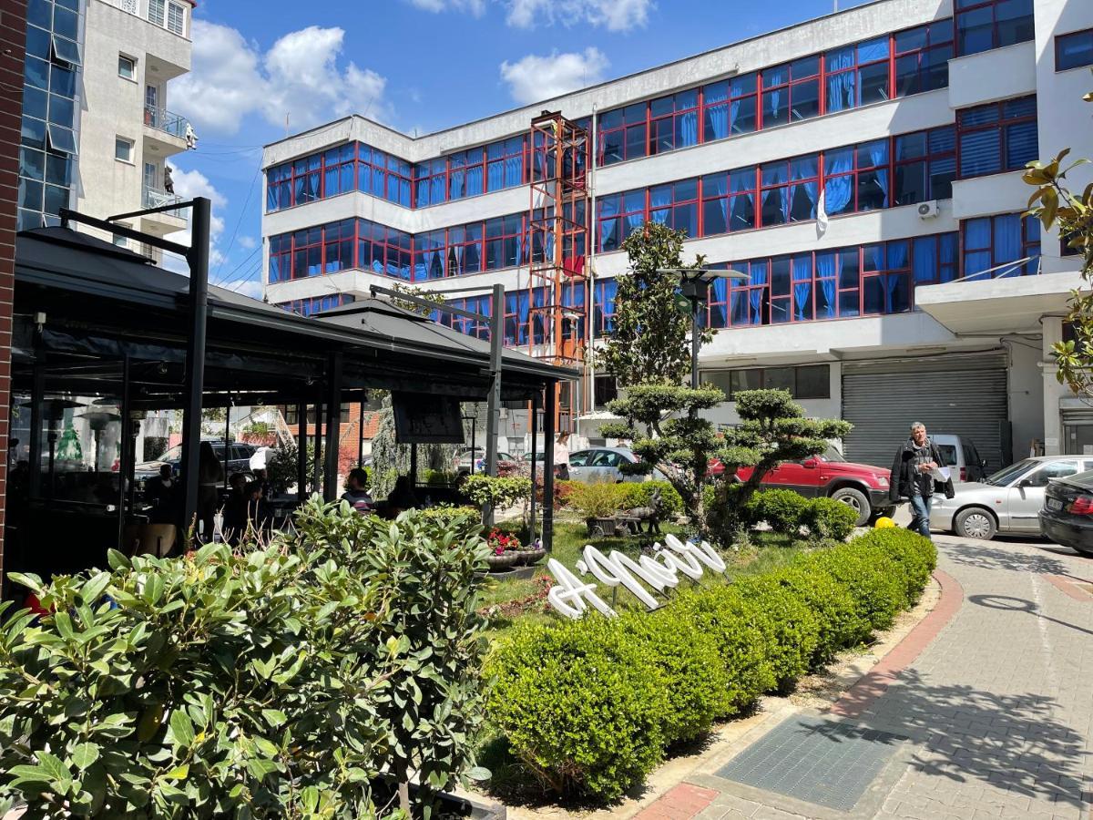 Lovely Apartment Tirana Exterior foto