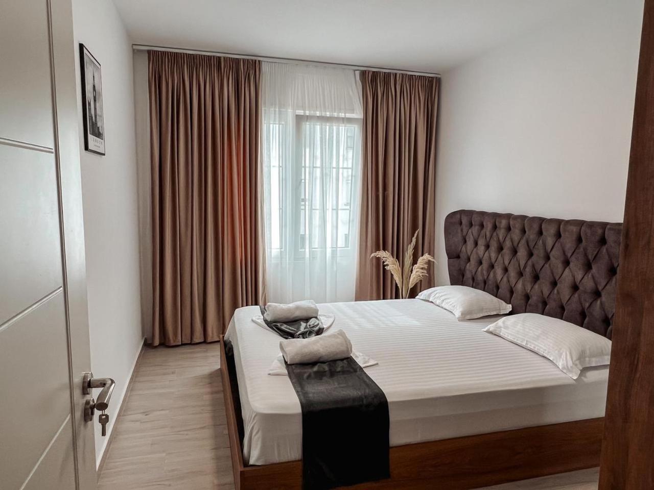 Lovely Apartment Tirana Exterior foto